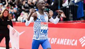 Kelvin Kiptum recordista mundial da maratona