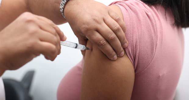 Osasco realiza drive-thru da vacina contra a gripe