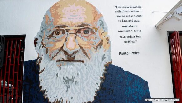 Paulo Freire: Educador completaria 103 anos nesta quinta-feira (19)