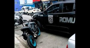 A administração municipal tem intensificado as ações de combate ao crime e reforço na segurança com a GCM, recuperando motos roubadas e prendendo traficantes e criminosos durante as operações