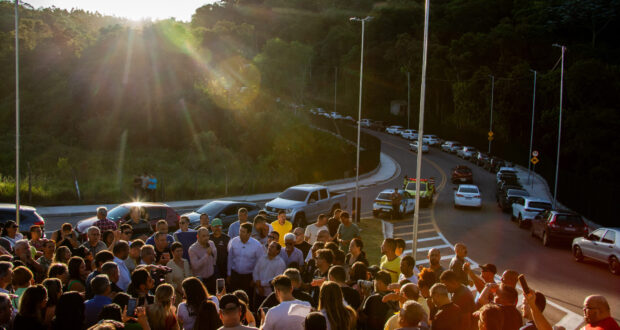 A via está inserida num ponto estratégico e tende a melhorar o trânsito e a mobilidade urbana naquela região da cidade