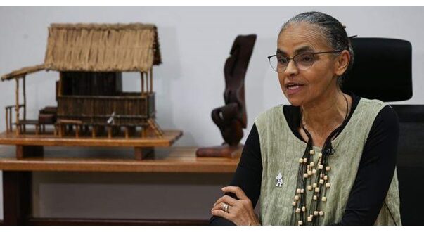 A Amazônia registrou o maior número de focos de incêndio do século durante a gestão da ministra do Meio Ambiente e Mudança do Clima, Marina Silva