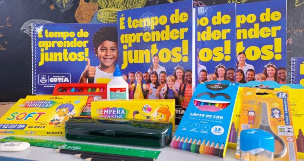 Prefeitura de Cotia inicia entrega dos kits escolares no retorno às aulas