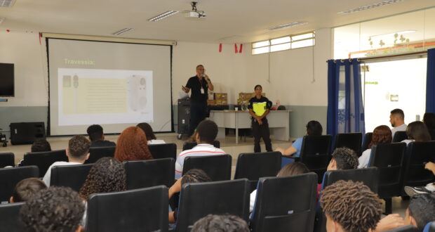 Projeto da Semurb leva orientações de trânsito à rede municipal de ensino