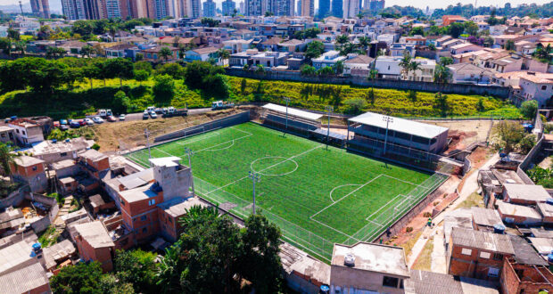 Prefeitura entrega reforma e modernização do Complexo Esportivo Aena, no Adalgisa