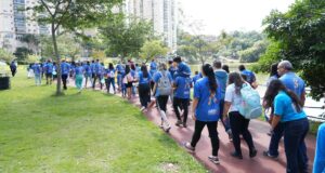 Evento reúne dezenas de famílias no Parque Municipal Dom José com atividades culturais e mensagens de respeito à diversidade