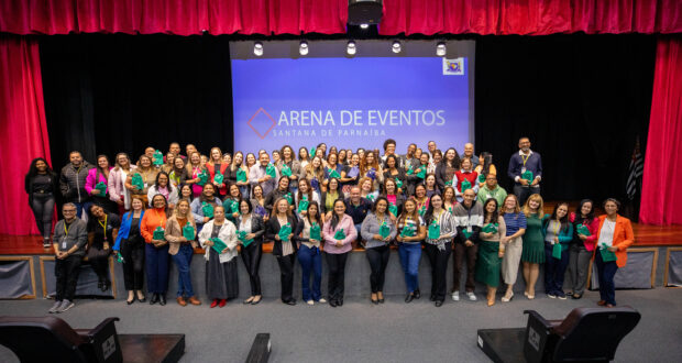 evento homenageou assistentes sociais, psicólogos e psicólogas que atuam na área