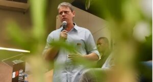 Governador Tarcísio de Freitas inaugura oficialmente Estação Ambuitá da Linha 8-Diamante em Itapevi.