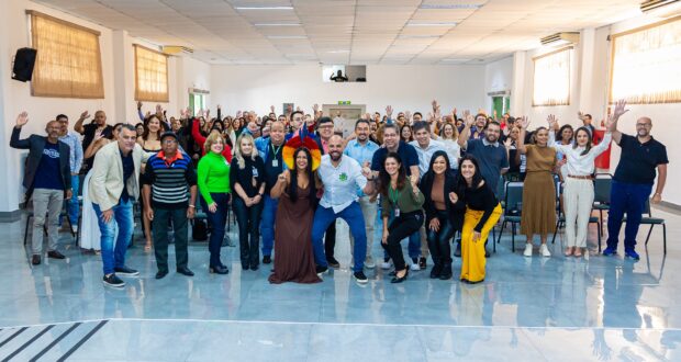 Prefeitura de Osasco realiza cerimônia de posse para 95 servidores com presença do prefeito Gerson Pessoa e do secretário Cláudio Monteiro.