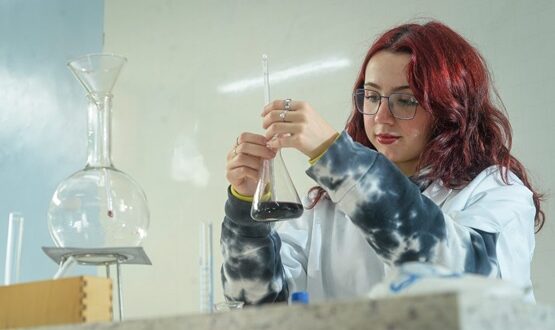 Mais de 2.500 estudantes do Ensino Médio já foram contratados como estagiários do BEEM