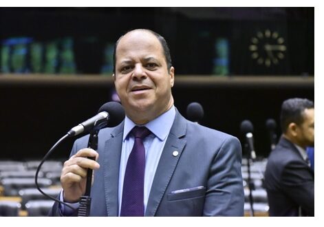 Ribamar Silva propõe penas mais duras por maus-tratos contra pessoa com deficiência
