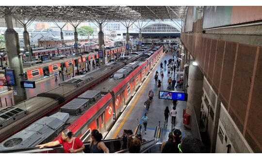 Virada Cultural terá Metrô e trens 24h e reforço na segurança
