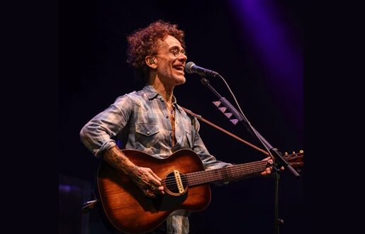Nando Reis, ex-Titãs, será o penúltimo artista a se apresentar no Arraiá Barueri 2025.