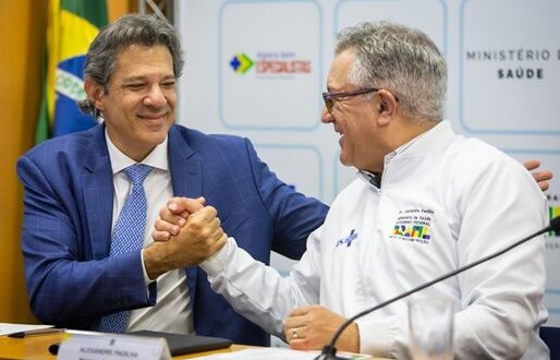 Os ministros da Saúde, Alexandre Padilha, e da Fazenda, Fernando Haddad, apresentaram a iniciativa durante entrevista coletiva, nesta terça-feira, 24, em Brasília