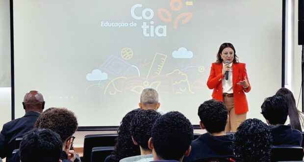 Prefeitura de Cotia recebe 100 estagiários por meio do Programa BEEM