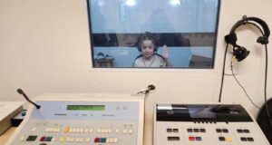 Barueri inicia campanha Caminhos do Som para prevenir e identificar alterações auditivas em alunos do 1º ano do ensino fundamental.