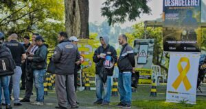 Cotia promove ação educativa no Dia do Motociclista para prevenir acidentes e valorizar a vida sobre duas rodas.