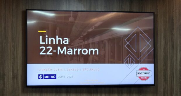 Representantes do Metrô apresentam projeto da Linha 22 – Marrom ao prefeito de Cotia