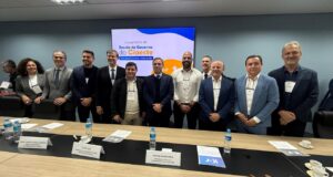 Iniciativa reuniu os ministros André Mendonça e Mauro Campbell em aulas magnas e marca um passo estratégico para preparar municípios frente a mudanças legais e desafios econômicos.