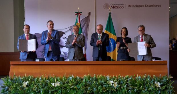 Em missão oficial no México, Alckmin lidera comitiva e celebra acordos em comércio, agro, biocombustíveis e investimentos.