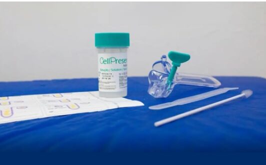 Ministério da Saúde passa a disponibilizar teste DNA-HPV no SUS para rastrear e prevenir o câncer de colo do útero.