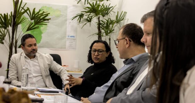 Cotia receberá entreposto da agricultura familiar em Caucaia do Alto, beneficiando produtores locais e de cidades vizinhas.