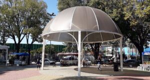 Novo Programa Boa Praça facilita parceria público-privada para conservar e revitalizar praças, canteiros e áreas verdes da cidade.
