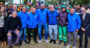 Prefeitura de Osasco inicia a 4ª edição do Prefeito no Bairro no Jardim Roberto, com a presença do prefeito Gerson Pessoa e equipe.