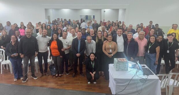 Evento no CATI marcou a municipalização do VivaLeite em Osasco, parceria entre Prefeitura e governo estadual.