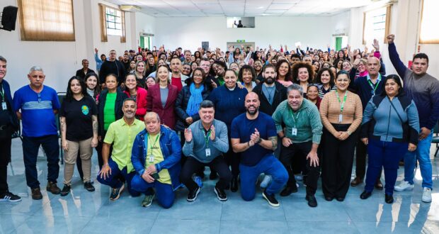 Gerson Pessoa empossou 164 novos servidores municipais em Osasco; gestão já soma quase mil contratações públicas.
