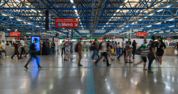 Linha 11-Coral da CPTM terá operação assistida até Palmeiras-Barra Funda, conectando Alto Tietê e zona leste à zona oeste.
