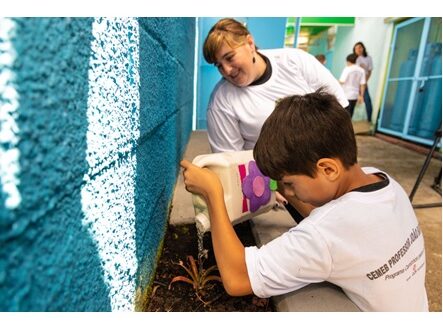 Instituto Motiva estende inscrições até 31 de agosto para prêmio que destina R$ 500 mil a projetos escolares inovadores.