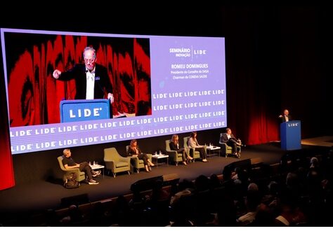 Praça das Artes em Barueri recebe o Seminário Lide Arte e Cultura, com debates sobre o setor cultural e criativo.