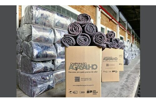 Campanha do Agasalho em SP chega à reta final. Poupatempo arrecadou 72 mil itens e recebe doações até 20/9 em suas 245 unidades.