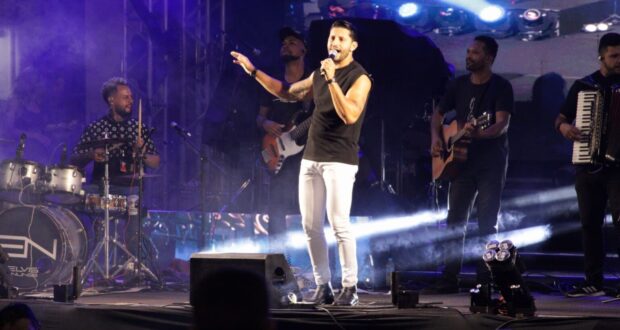 Tradicional Romaria de Cotia a Pirapora chega à 68ª edição com peregrinos, fé e show gratuito de Elvis Nunes na Praça da Matriz.
