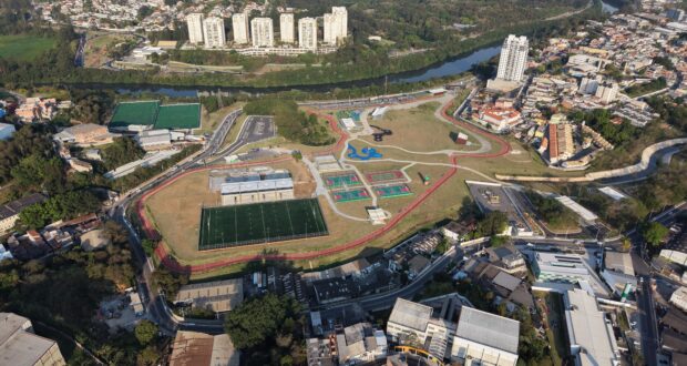 Barueri inaugura o Parque da Juventude Rubens Furlan Júnior, novo espaço de lazer localizado na Avenida Antônio Furlan.
