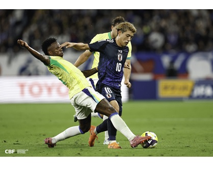 Brasil sofre derrota inédita para o Japão em amistoso em Tóquio, dias após vencer a Coreia do Sul por 5 a 0.