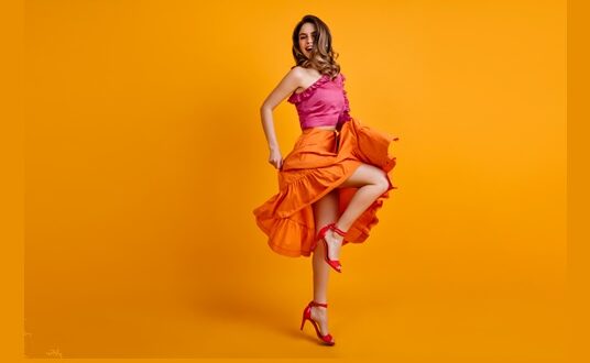 Secretaria de Trabalho e Renda de Cotia abre inscrições para o Cotia Fashion Week 2025, que valoriza moda, cultura e economia local.