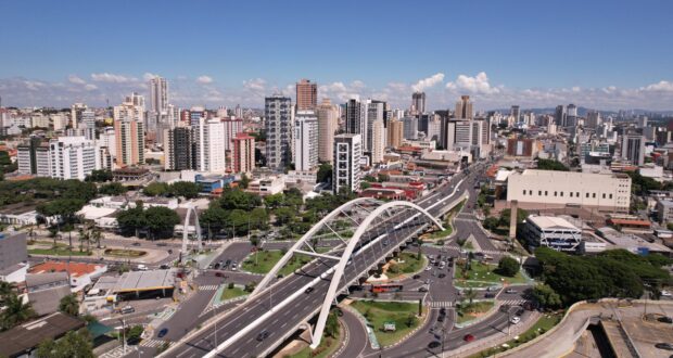 Osasco participa da Cúpula Global da OGP na Espanha, que reuniu líderes mundiais em prol da transparência e governo aberto.