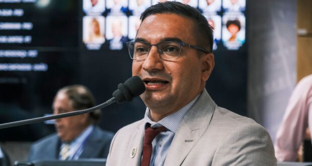 Osasco realiza Semana de Saúde Mental com palestras e atividades voltadas aos servidores públicos municipais.
