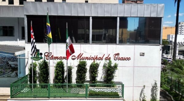 Parlamentares de Osasco aprovam Moção de Repúdio contra declarações polêmicas de vereadora do Amazonas em sessão de Borba.